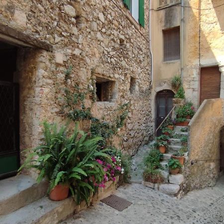 Charmant Appartement De Village Renove Gorbio Экстерьер фото