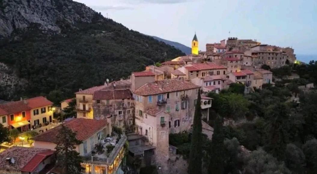Charmant Appartement De Village Renove Gorbio Экстерьер фото